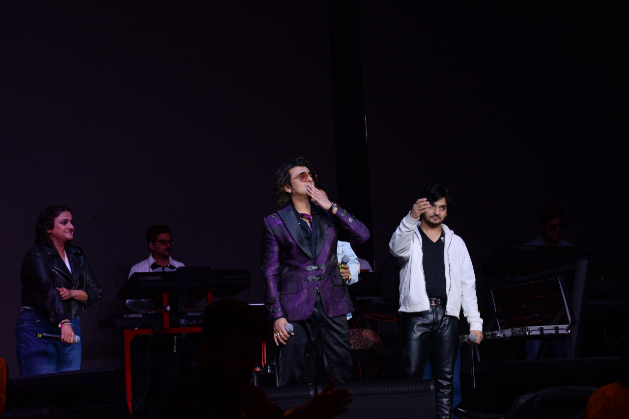 5-may-freshers-party-pic1